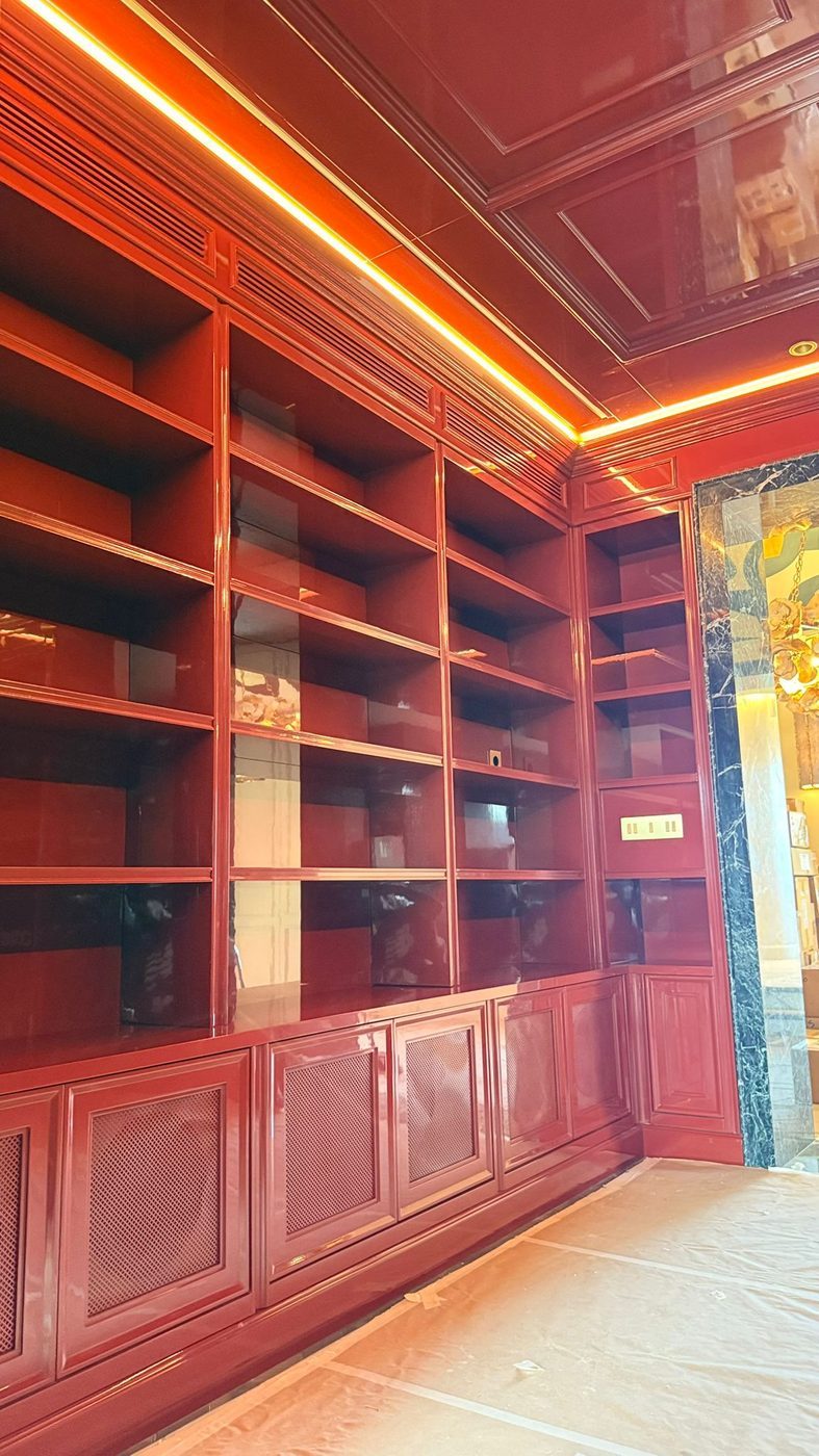 Mobiliari lacat especial